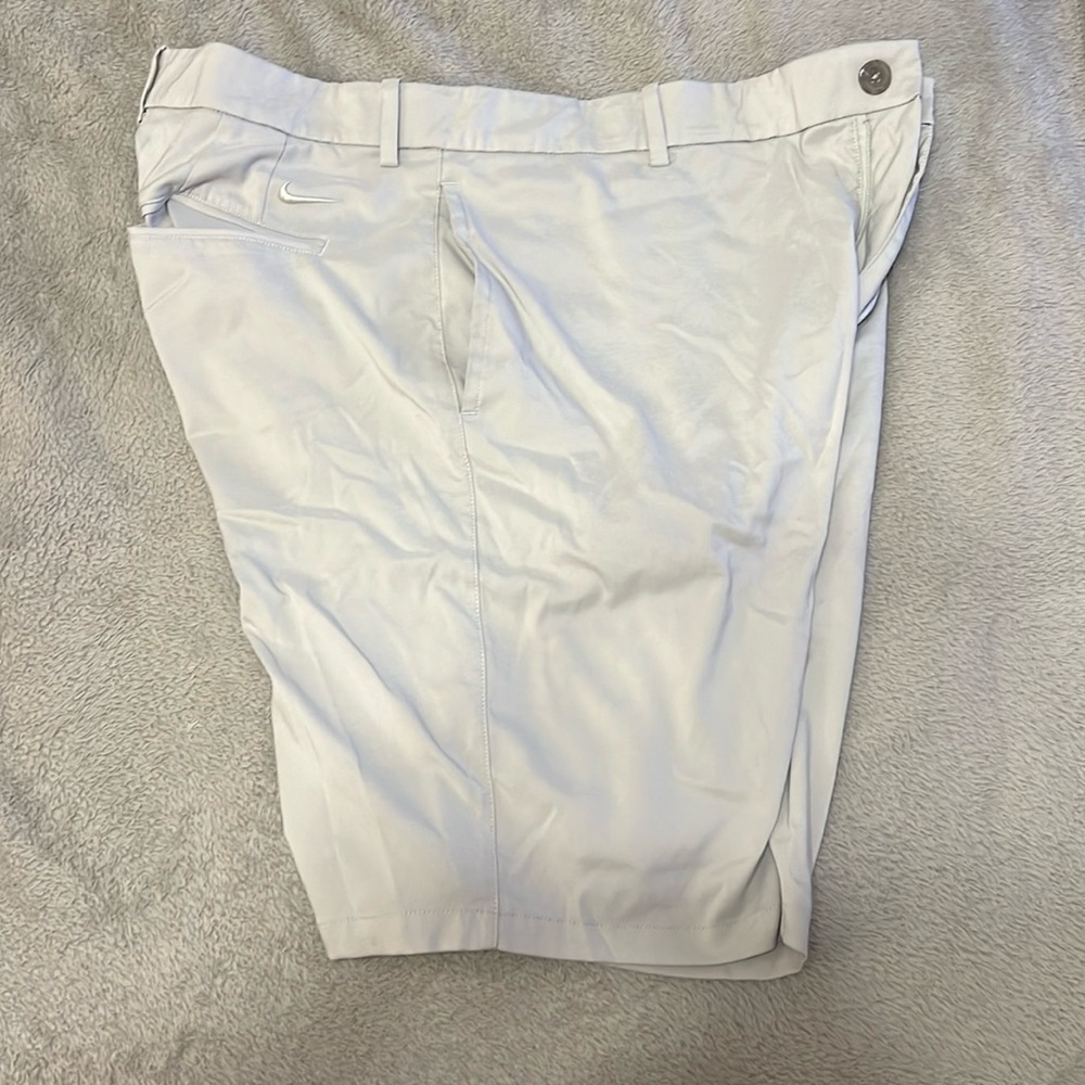 Nike Golf Shorts. 36W.